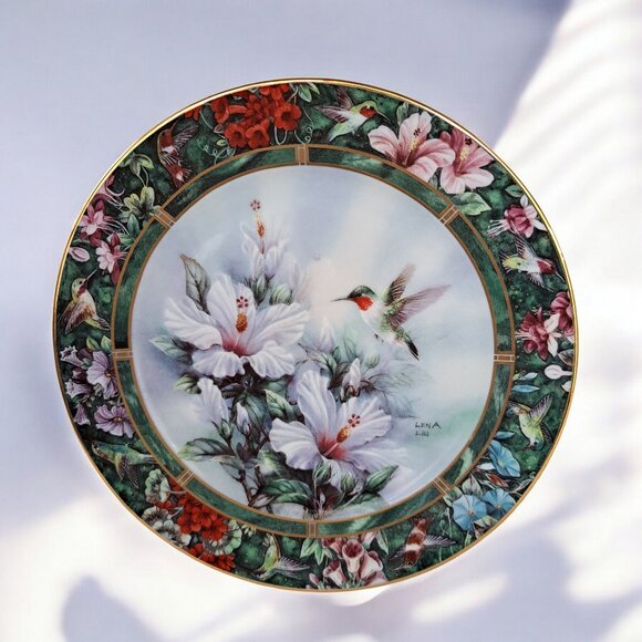 The Ruby-Throated Hummingbird, by Lena Liu-W. L. George Collector Plate - Picture 3 of 10